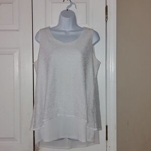 Quintessential  sleeveless white layered top blouse Sz M